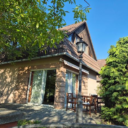 Siofoki Nyaralohaz Villa Bagian luar foto